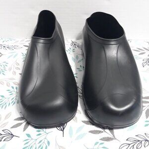 Tingley Classic Rubber Fits Overshoes For Protection